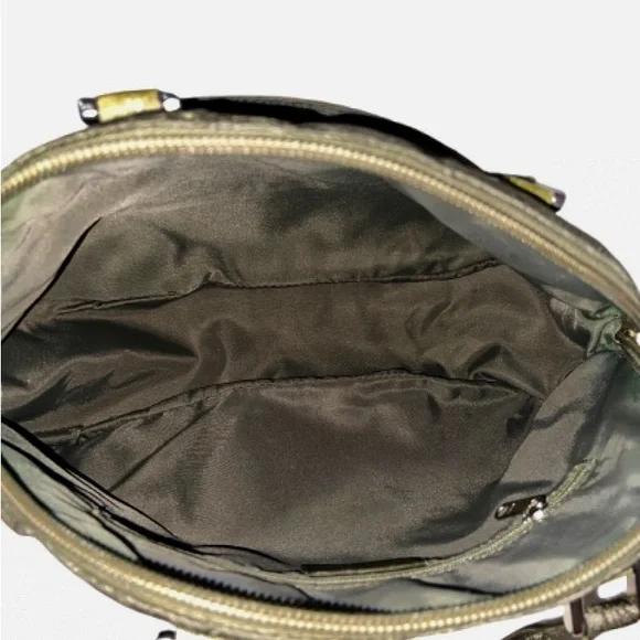 Etro Olive Green Nylon Bag 💚✨ with Leather Trim 👜Vintage vibes - Picture 6 of 7